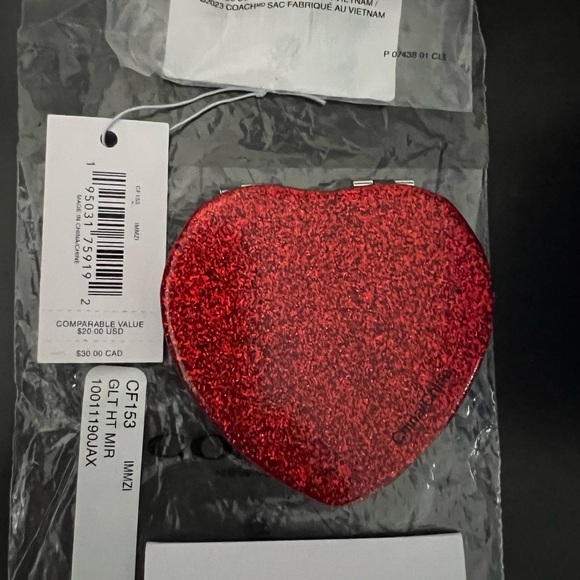 COACH RED HEART NWT MIRROR - Picture 4 of 13